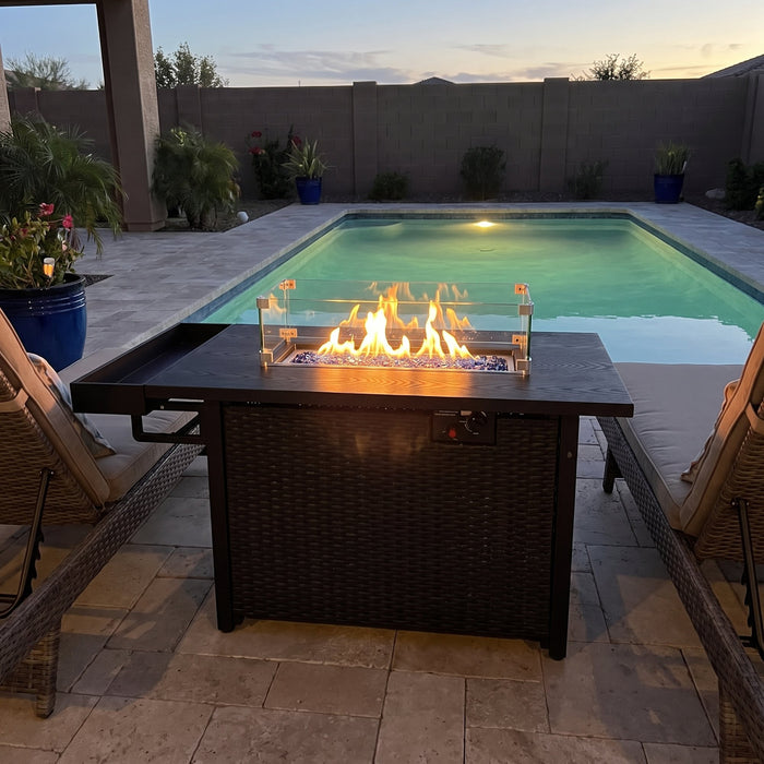 Perfect by the pool.