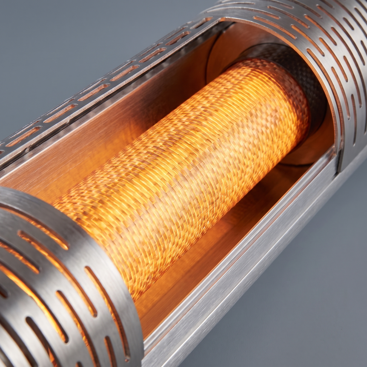 Carbon fiber emitter tube detail